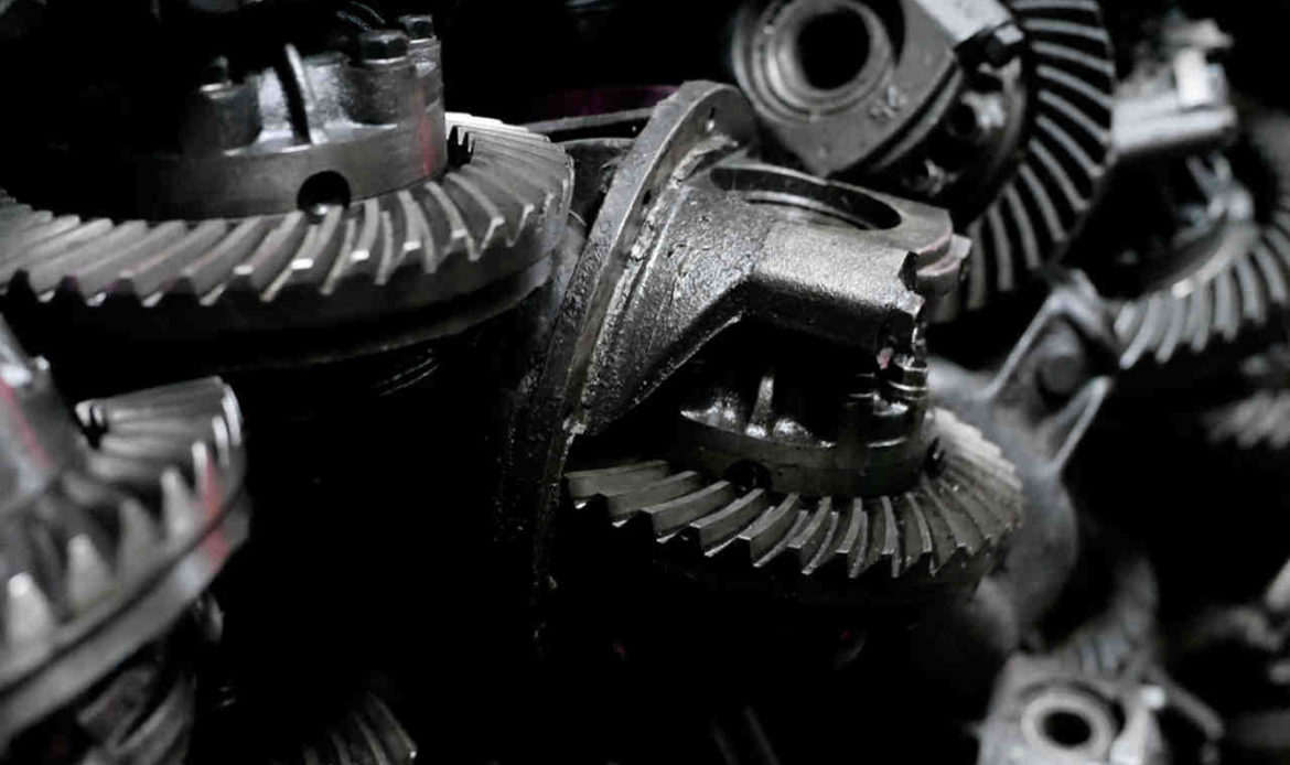 Autopeças usadas podem ser um problema se não sabemos de onde vêm.