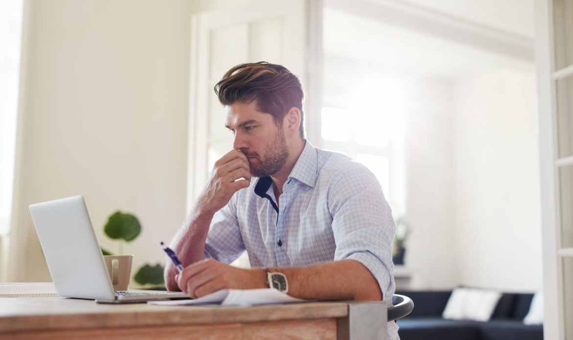 Podcast Alguma Pergunta é a forma que encontramos para dar abrigo às respostas que deseja nossa audiência, publicando em formato de conversa, segundo a visão dos profissionais que proveem o conteúdo mais abrangente do mercado de manutenção automotiva, estabelecendo, assim, um canal de interação permanente, constante, dedicado a atender os pleitos por informações e opiniões dos nossos públicos.