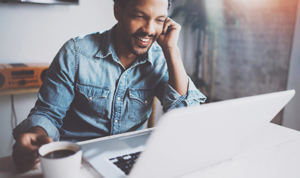 O home office se tornou protagonista nos tempos de quarentena e isolamento social.