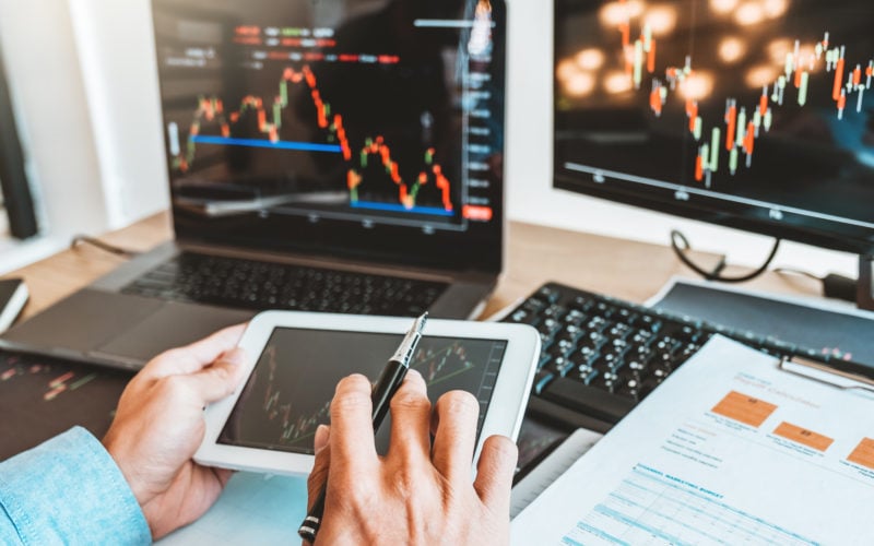 ações automotivas na bolsa de valores de São Paulo