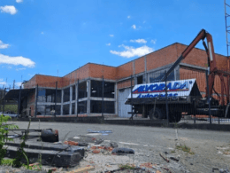 fachada do novo atacado de autopeças em Curitiba