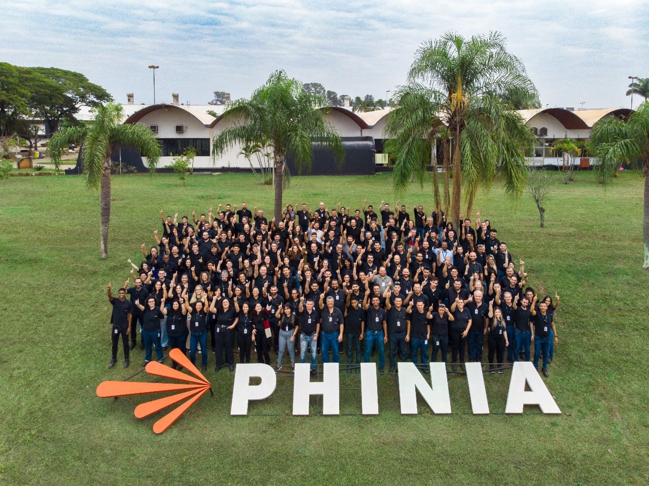 Phinia Module PHINIA comemora 25 anos sem acidentes em seu Centro de Distribuição de ...