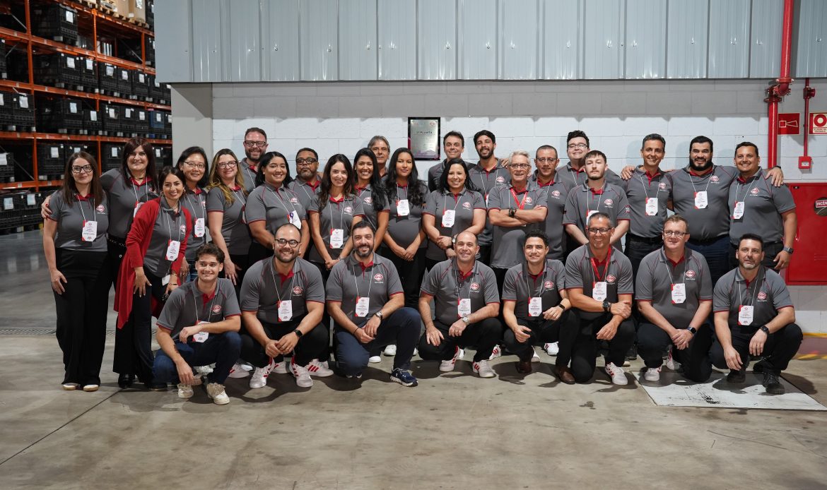 ElringKlinger inaugura sua terceira planta industrial e fortalece apoio aos distribuidores